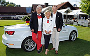 Marianne und Michel mit Münchens Audi-Chef Martin Lohmann 